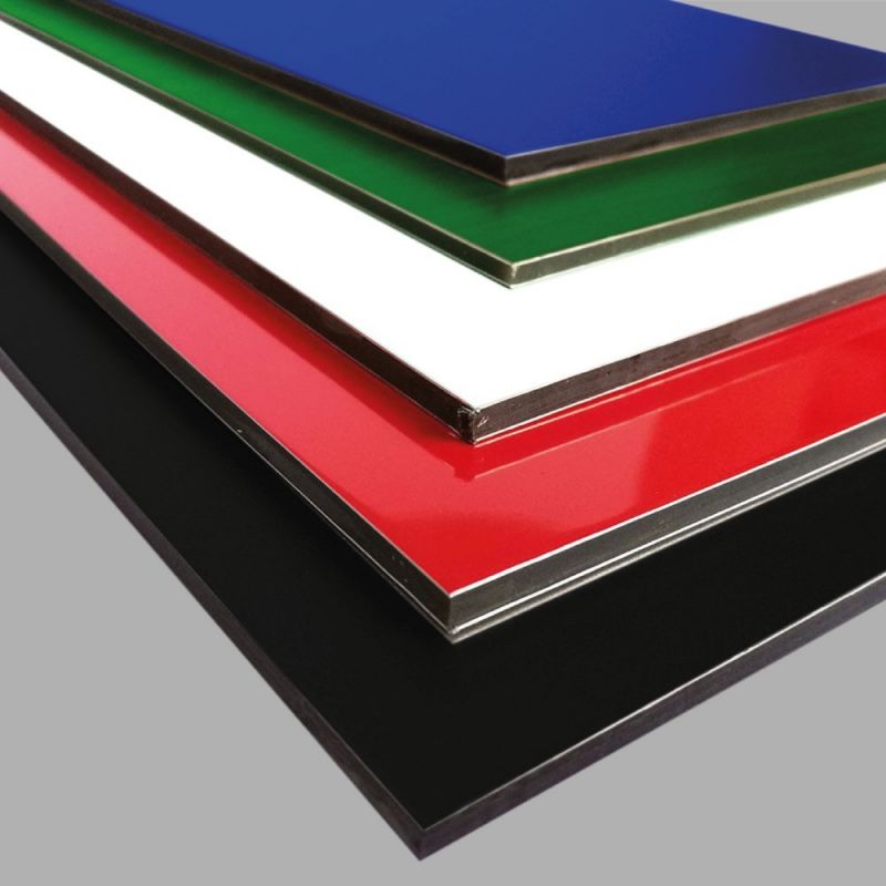 ACM - Aluminio Compuesto Colores Negro Dimension 1,25x5 mts Grosor 4,00 mm